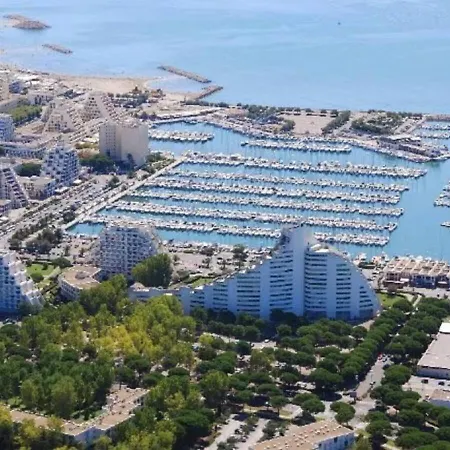 Motte - Parking - - Port -centre * La Grande-Motte